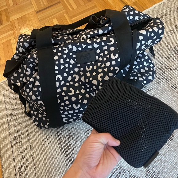 Dagne Dover Large Landon Caryall Bag in Block Party Print - Picture 2 of 7